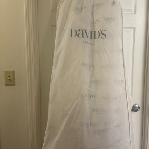 Wedding - Picture 4 of 6